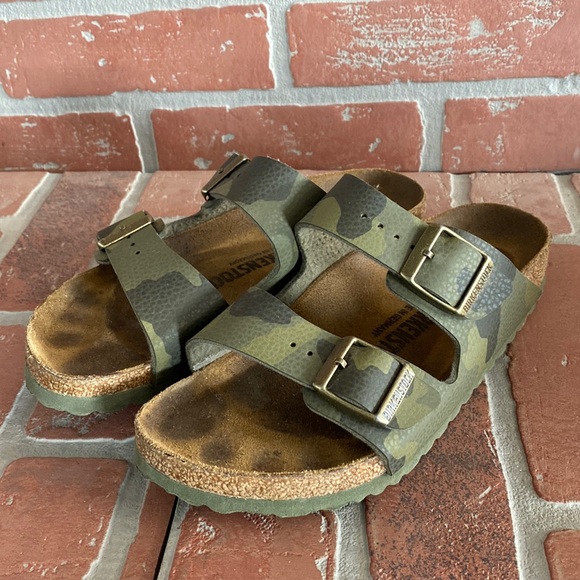 Birkenstock | Shoes | Womens Birkenstock Sandals Size 5 Check Them Out  Thanks | Poshmark